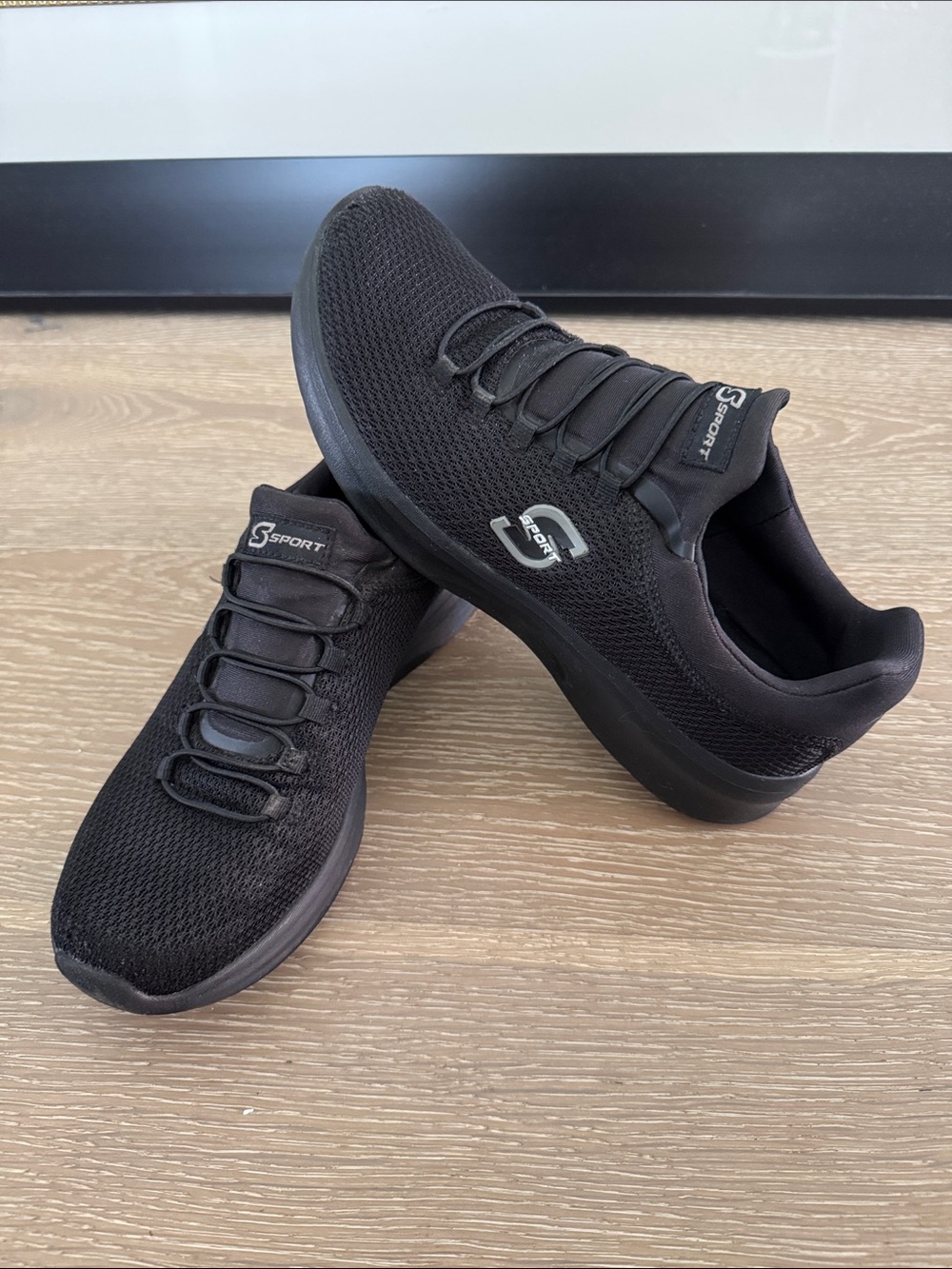 Skechers Men's Black Slip-On Knit Sneakers